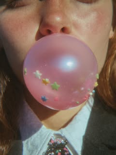 No photo description available.