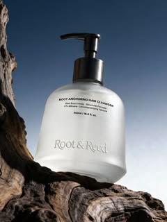 Root & Reed 용기 디자인.